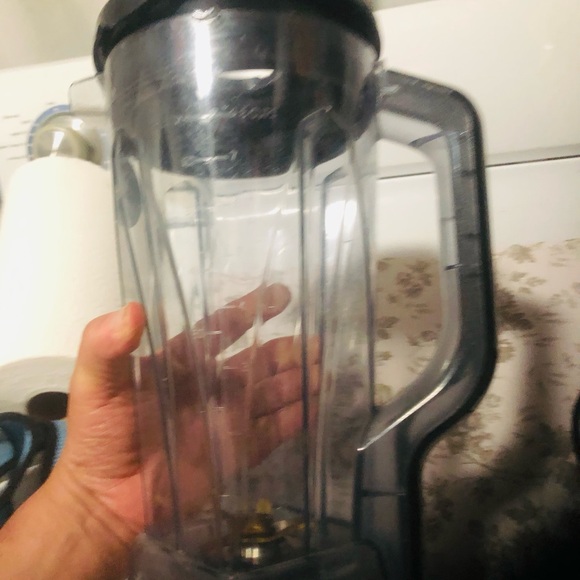 Clear BPA-Free Blender Container - Picture 3 of 5